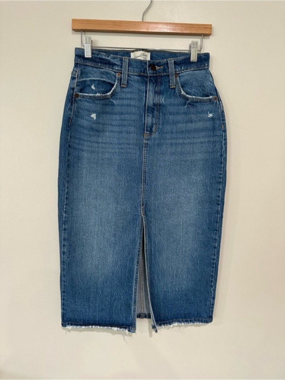 Universal Thread Denim Midi Skirt Size 2 High Rise Front Slit Raw Hem Distressed - Picture 2 of 12